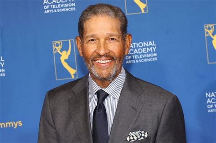 Exploring Photos With Bryant Gumbel